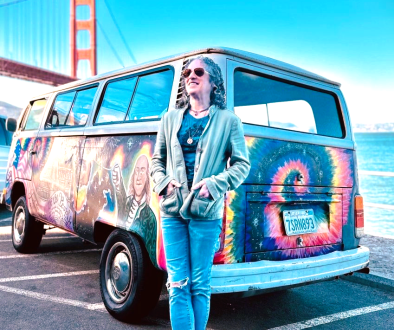 San Francisco Love Bus with Guide Kristina at Golden Gate Bridge